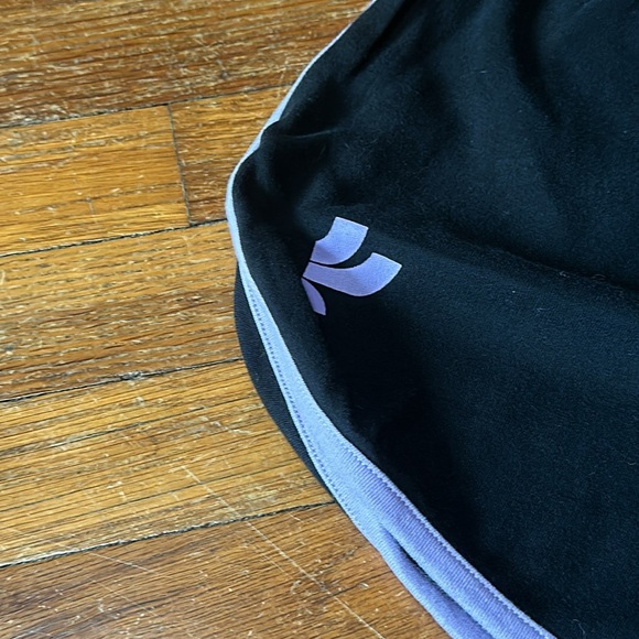 The Color Run Women’s Running Shorts, “Happy”, Black/Purple, XL - Picture 3 of 4